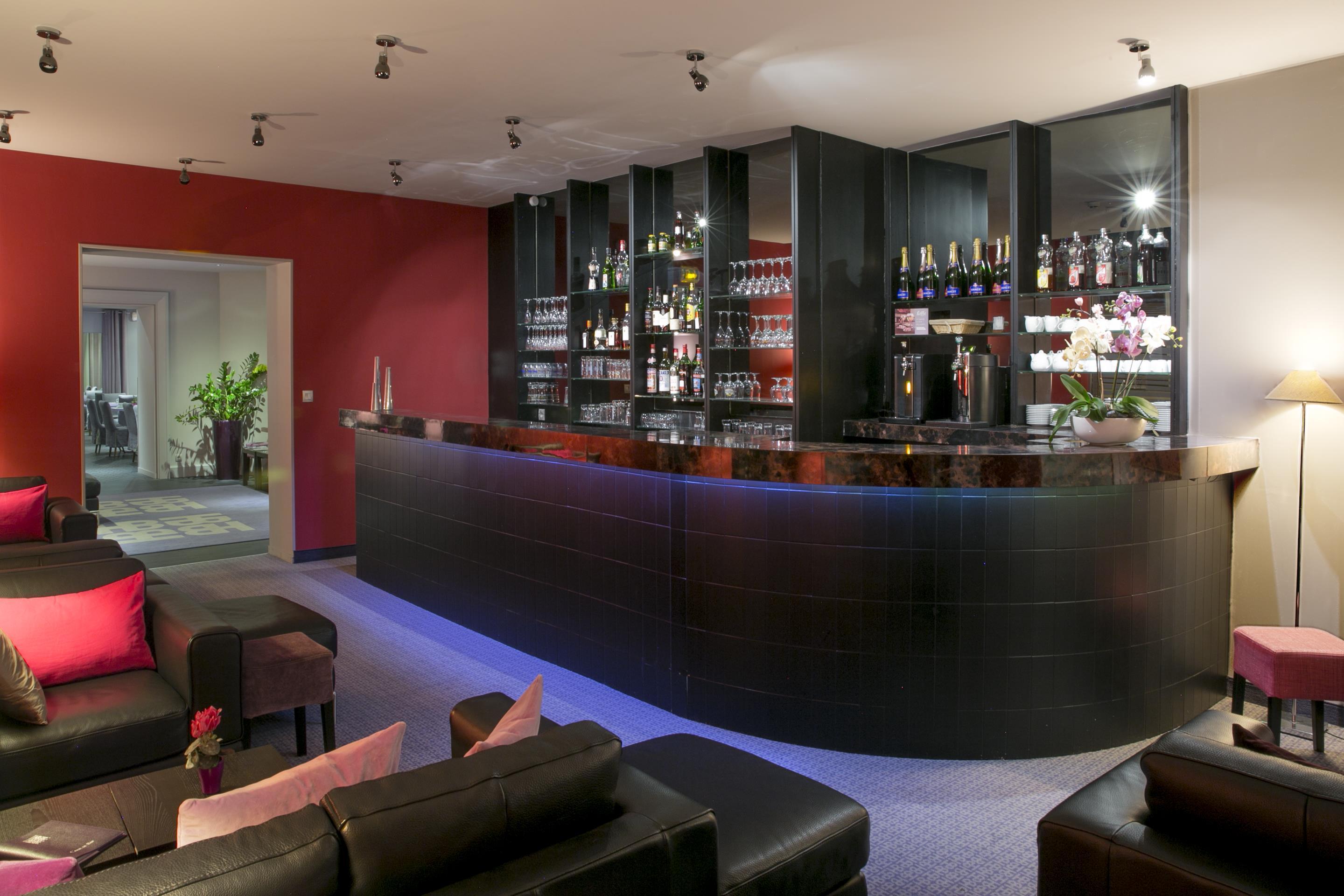 Best Western Hotel De La Breche Niort Bagian luar foto