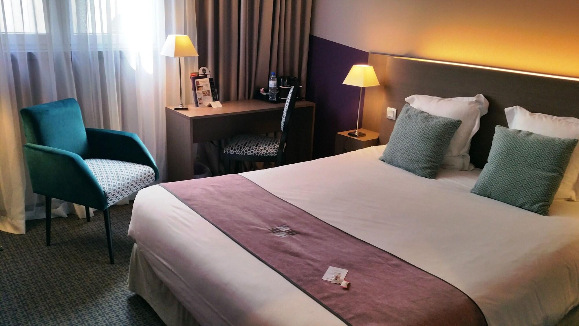 Best Western Hotel De La Breche Niort Bagian luar foto